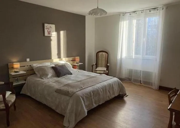 Maison Spacieuse En Pierre Pres De Sarlat, Ideale Pour Familles - Fr-1-616-191